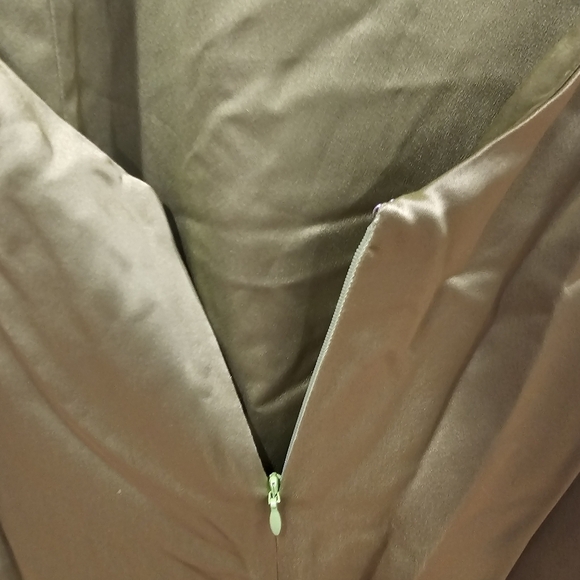 Staud Janet open-back satin halterneck maxi dress - Picture 4 of 8